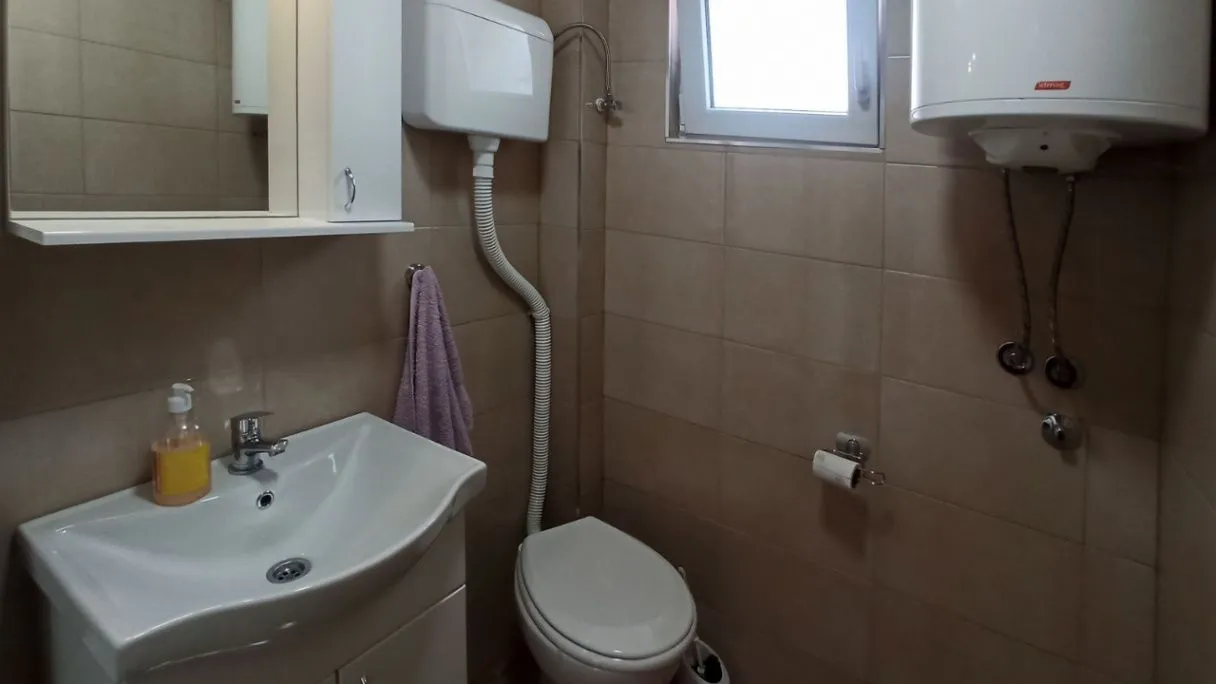 Prodaja, kuća, 170m², Lozničko Polje, Loznica