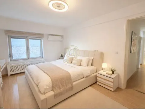 Izdavanje, trosoban stan, 102m², Vračar Hram, Vračar Sve Podlokacije - image 13