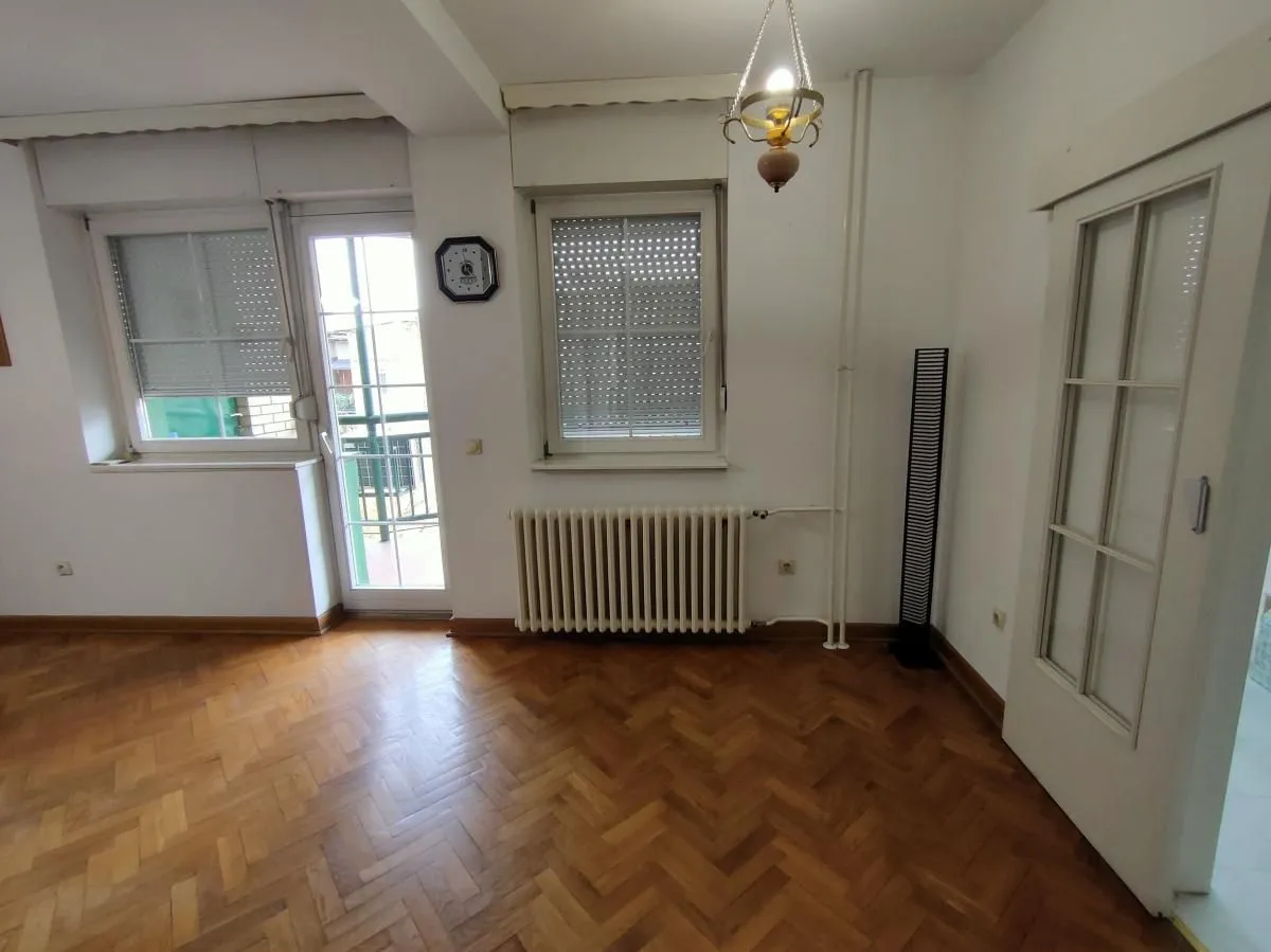 Prodaja, trosoban stan, 103m², Centar, Novi Sad