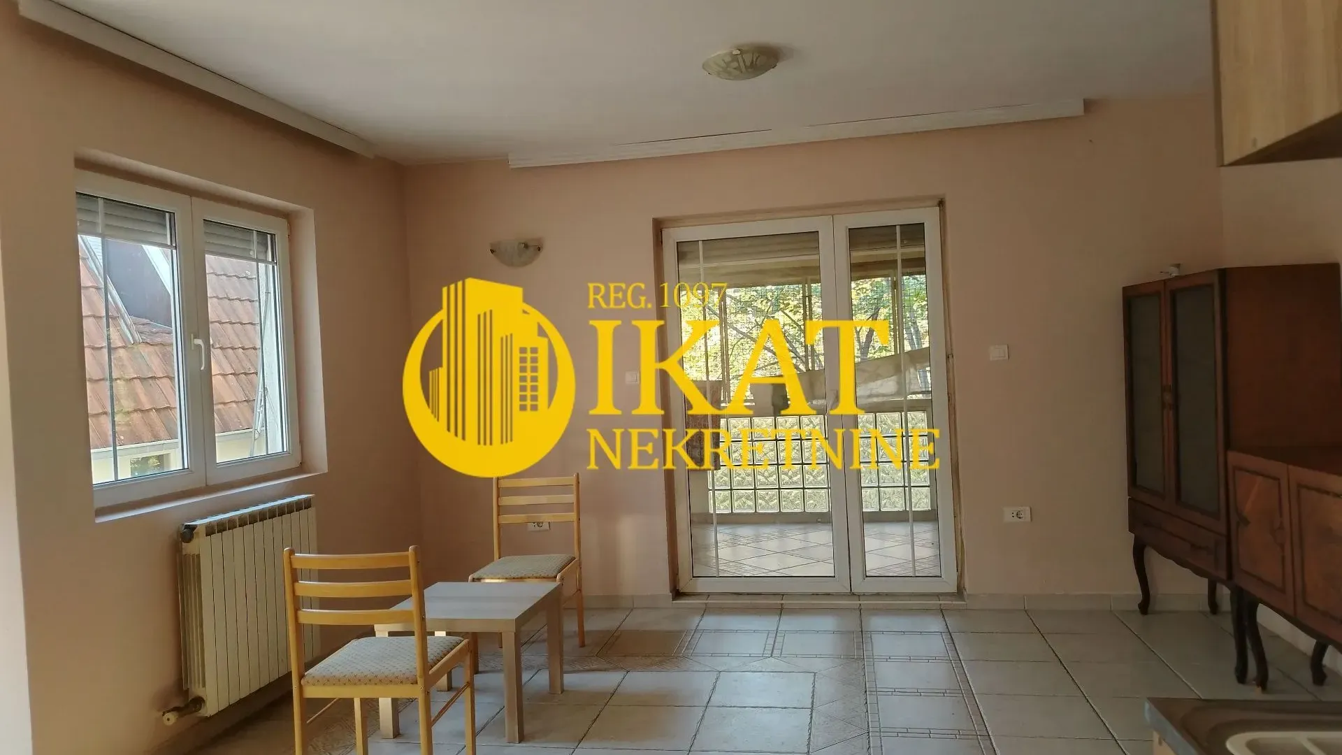 Izdavanje, četvorosoban stan, 158m², Voždovac Sve Podlokacije, Beograd