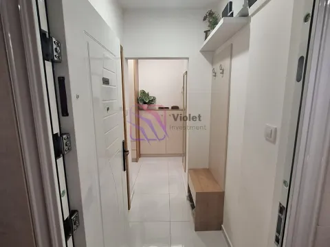 Prodaja, trosoban stan, 89m², Autobuska stanica, Podgorica - image 9