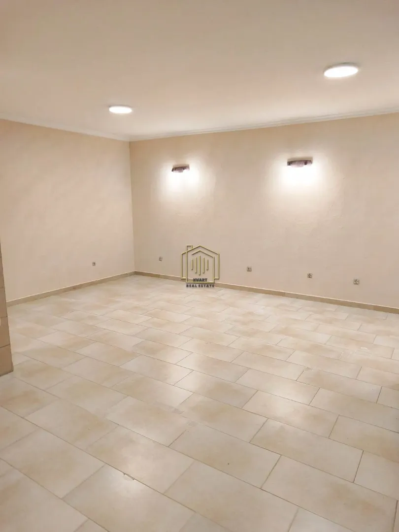 Rent, office space, 43m², Stari Aerodrom, Podgorica