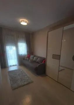 Izdavanje, dvosoban stan, 90m², Centar, Podgorica - image 8