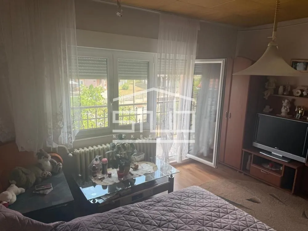 Prodaja, kuća, 300m², Boleč, Grocka