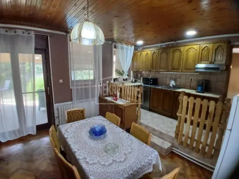 Prodaja, kuća, 153m², Aleksandrovo, Subotica - image 5