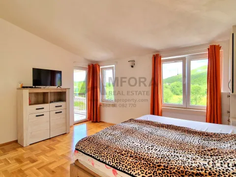 Rent, house, 185m², Zagora, Kotor - image 16