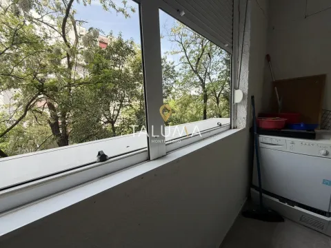 Rent, one bedroom apartment, 60m², Blok 5, Podgorica - image 8