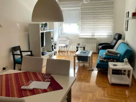 Rent, two bedroom apartment, 48m², Vračar Sve Podlokacije, Beograd - image 2
