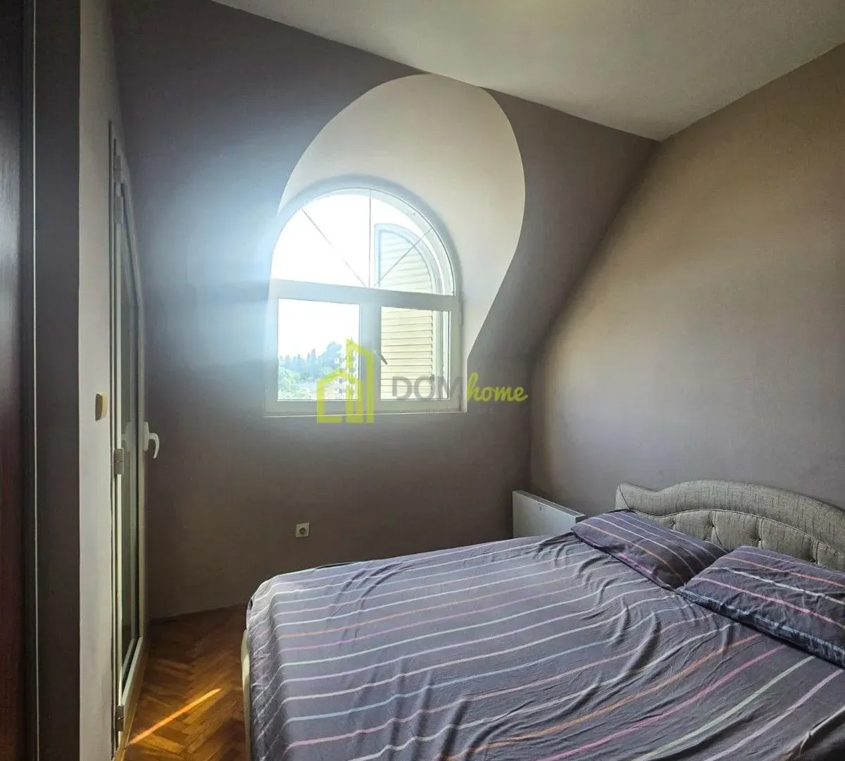 Prodaja, jednosoban stan, 55m², Stara Varoš, Podgorica