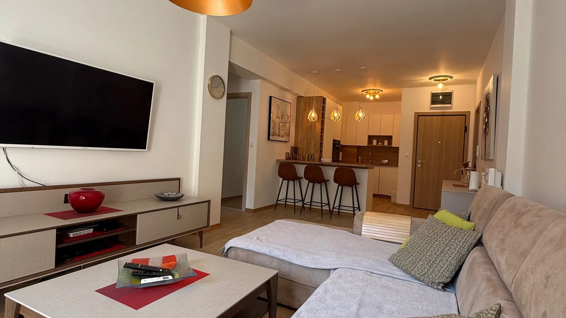 Rent, two bedroom apartment, 65m², Babin Do, Budva