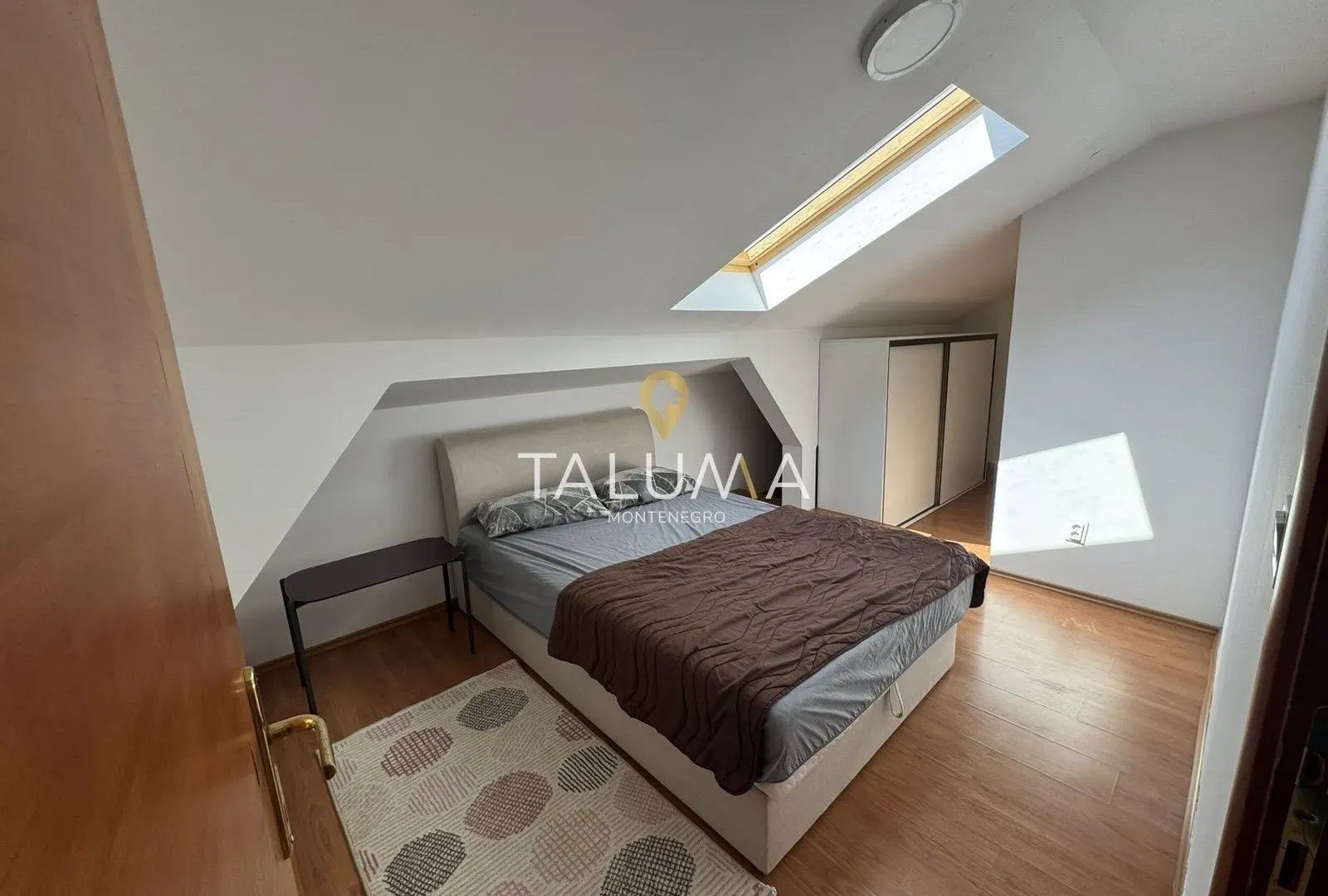 Rent, one bedroom apartment, 49m², Stari Aerodrom, Podgorica