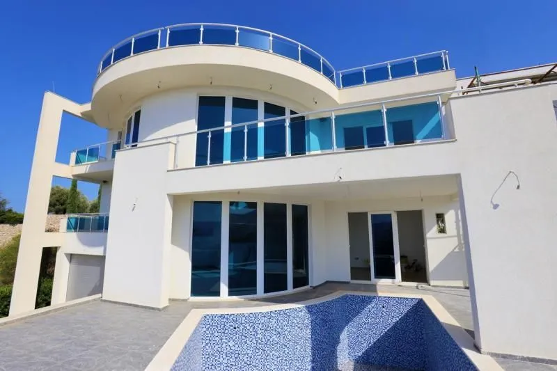 Prodaja, kuća, 335m², Bar, Crna Gora