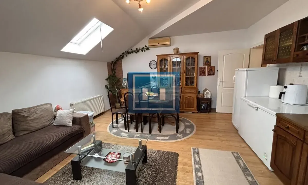 Prodaja, dvosoban stan, 63m², Centar, Jagodina