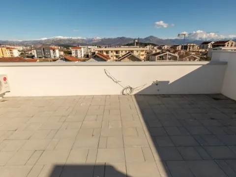 Izdavanje, četvorosoban stan, 142m², Zabjelo, Podgorica - image 12