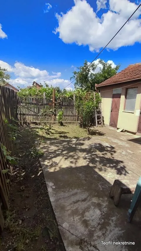 Prodaja, kuća, 230m², Nova Pazova, Stara Pazova