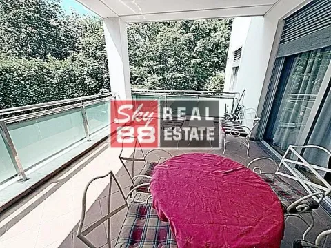 Rent, apartment, 330m², Savski Venac, Beograd - image 10