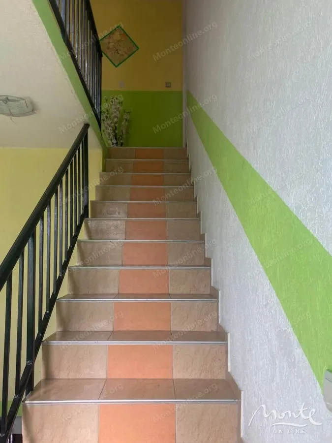 Sale, office space, 1800m², Utjeha, Bar