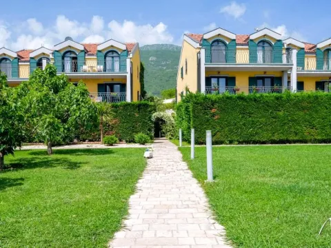 Prodaja, kuća, 174m², Kotor, Crna Gora - image 4