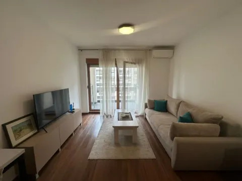 Rent, studio apartment, 30m², Master Kvart, Podgorica