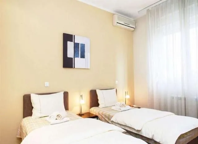 Rent, three bedroom apartment, 56m², Stari Grad, Beograd