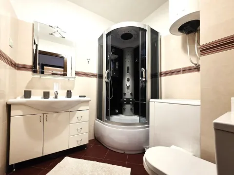 Rent, apartment, 72m², Gorica C, Podgorica - image 13