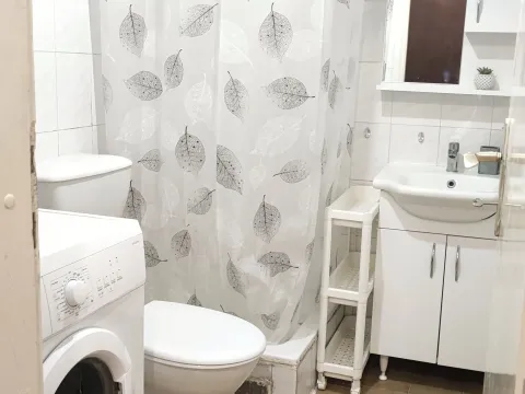 Rent, one bedroom apartment, 40m², Adok, Budva - image 5