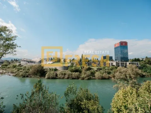 Izdavanje, poslovni prostor, 100m², Preko Morače, Podgorica - image 12