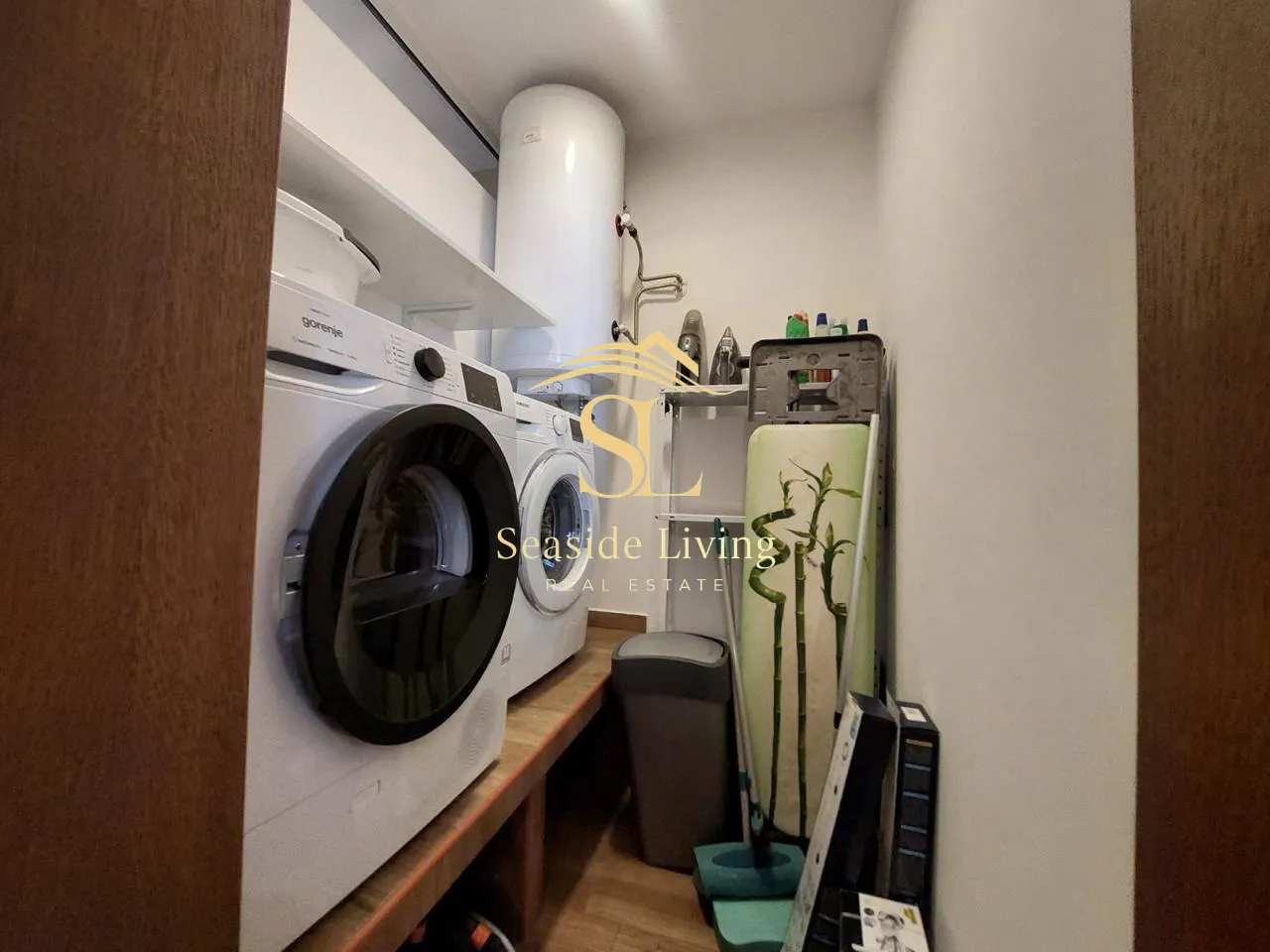 Rent, three bedroom apartment, 130m², Dobrota, Kotor