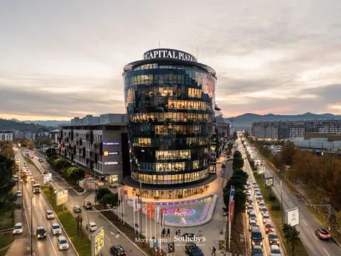 Stan in Kod Capital Plaze