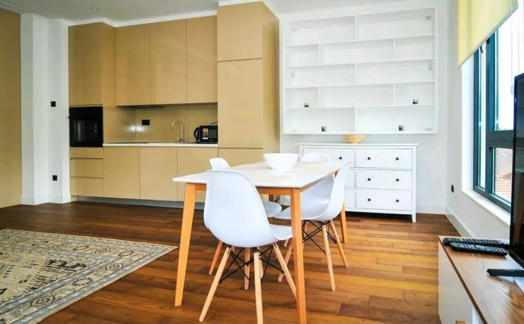 Prodaja, dvosoban stan, 80m², Tivat, Crna Gora