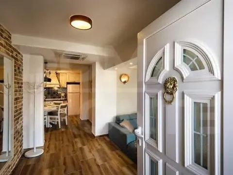 Rent, one bedroom apartment, 50m², Dobrota, Kotor - image 2