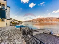 Izdavanje, kuća, 700m², Krašići, Tivat - image 10