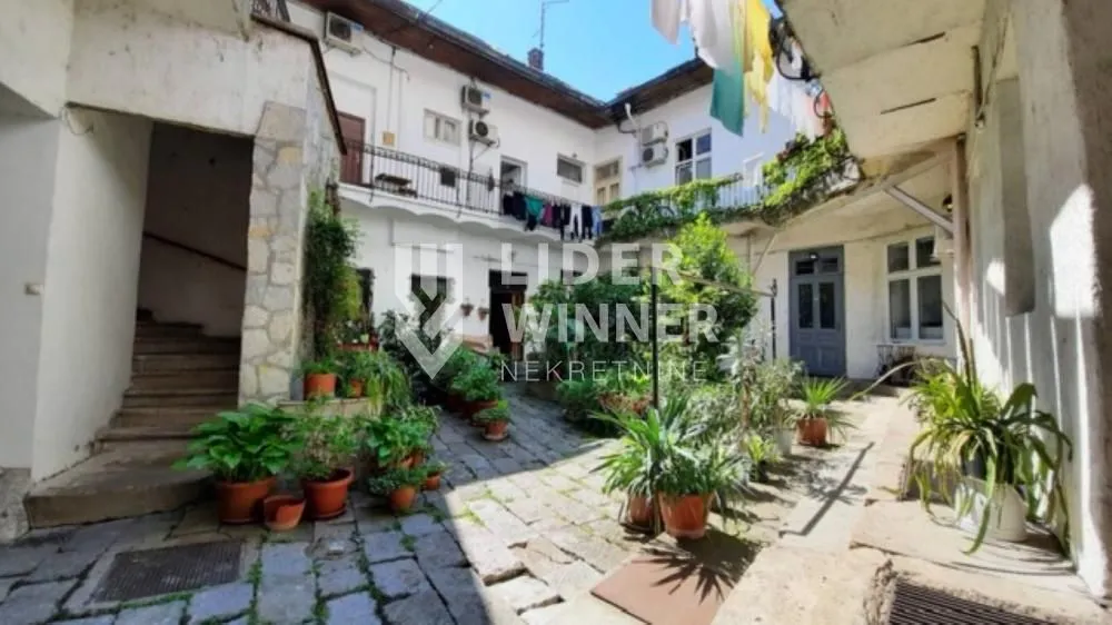 Sale, apartment, 82m², Stari Grad, Beograd