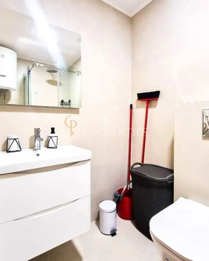 Izdavanje, stan, 69m², New City, Podgorica