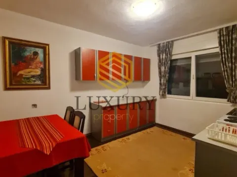 Izdavanje, jednosoban stan, 64m², Stari Aerodrom, Podgorica - image 3