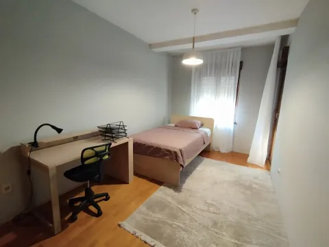 Izdavanje, stan, 94m², Vezirov Most, Podgorica - image 11
