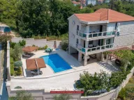 Prodaja, kuća, 267m², Mrčevac, Tivat - image 1