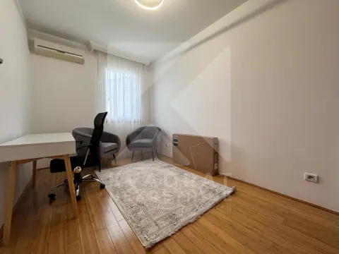 Rent, three bedroom apartment, 85m², Krivi Most, Podgorica - image 9