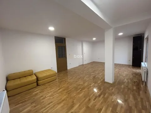 Rent, office space, 51m², Durlan, Niš - image 2