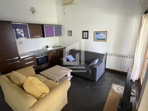 Prodaja, kuća, 147m², Gornja Gorica, Podgorica - image 8