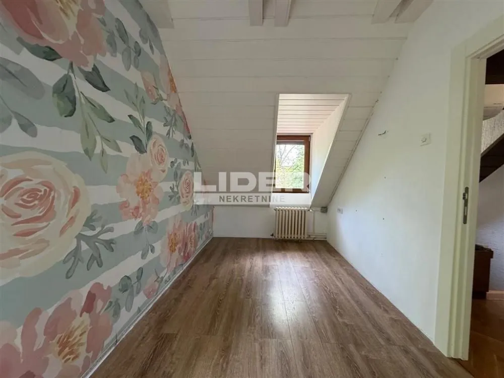 Izdavanje, kuća, 150m², Savski Venac, Beograd