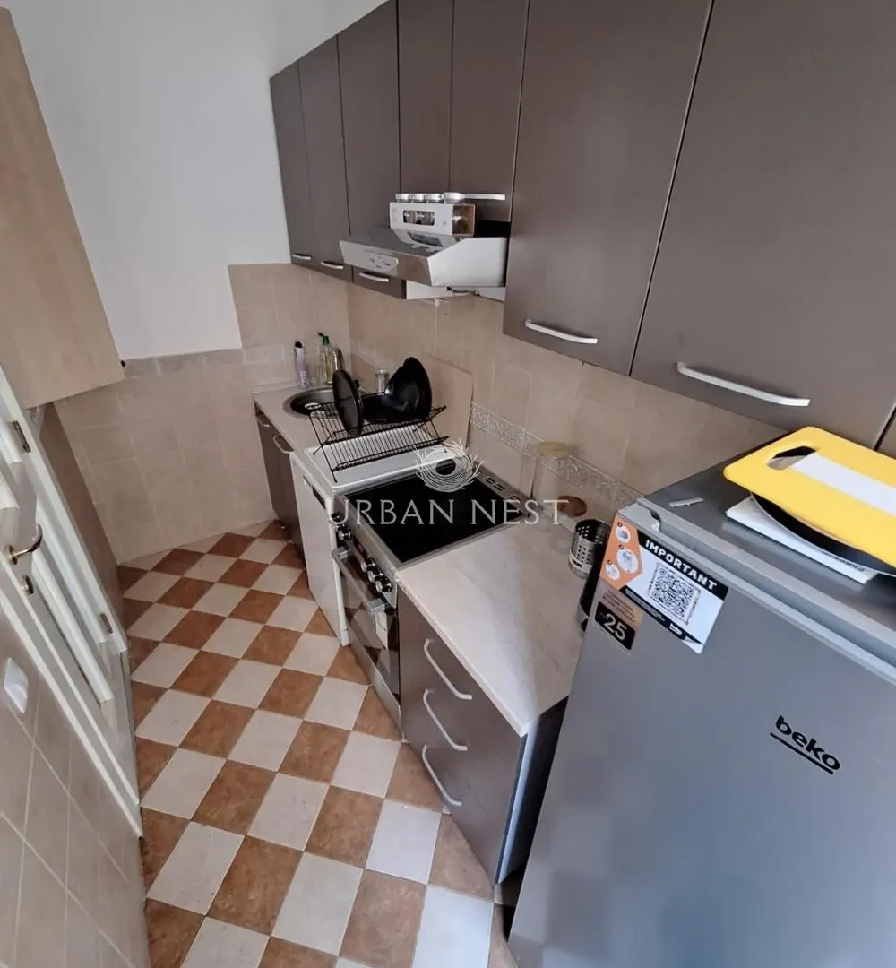 Rent, two bedroom apartment, 60m², Neimar, Vračar Sve Podlokacije