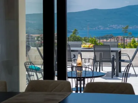 Sale, house, 250m², Mrčevac, Tivat - image 19