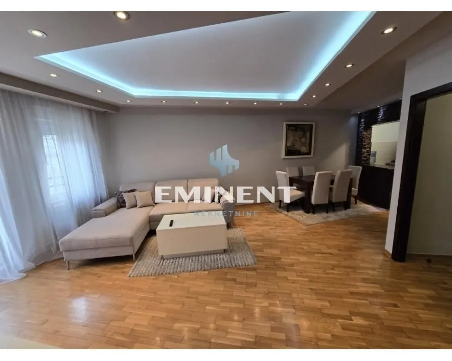 Izdavanje, dvosoban stan, 62m², Stari Grad, Beograd