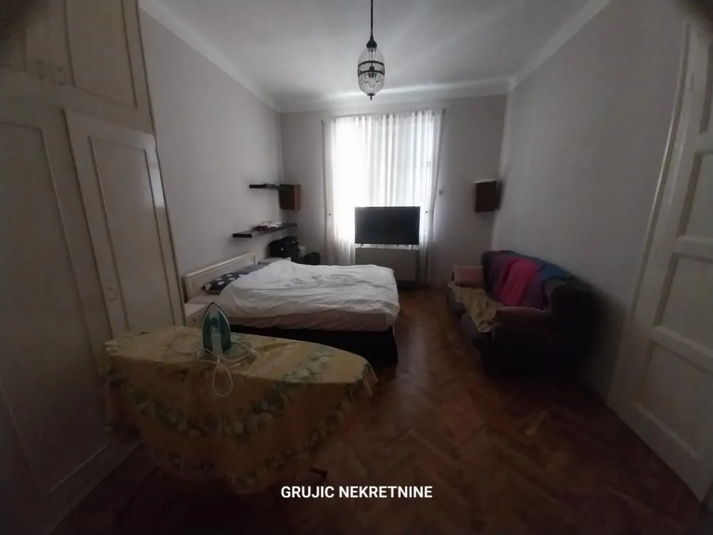 Sale, three bedroom apartment, 82m², Skadarlija, Beograd