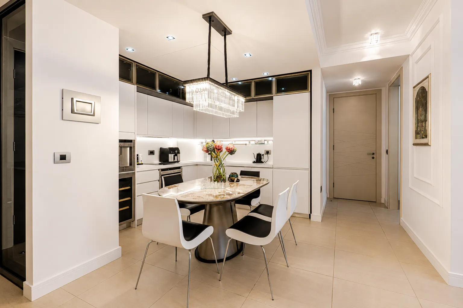 Rent, two bedroom apartment, 94m², Centar, Budva