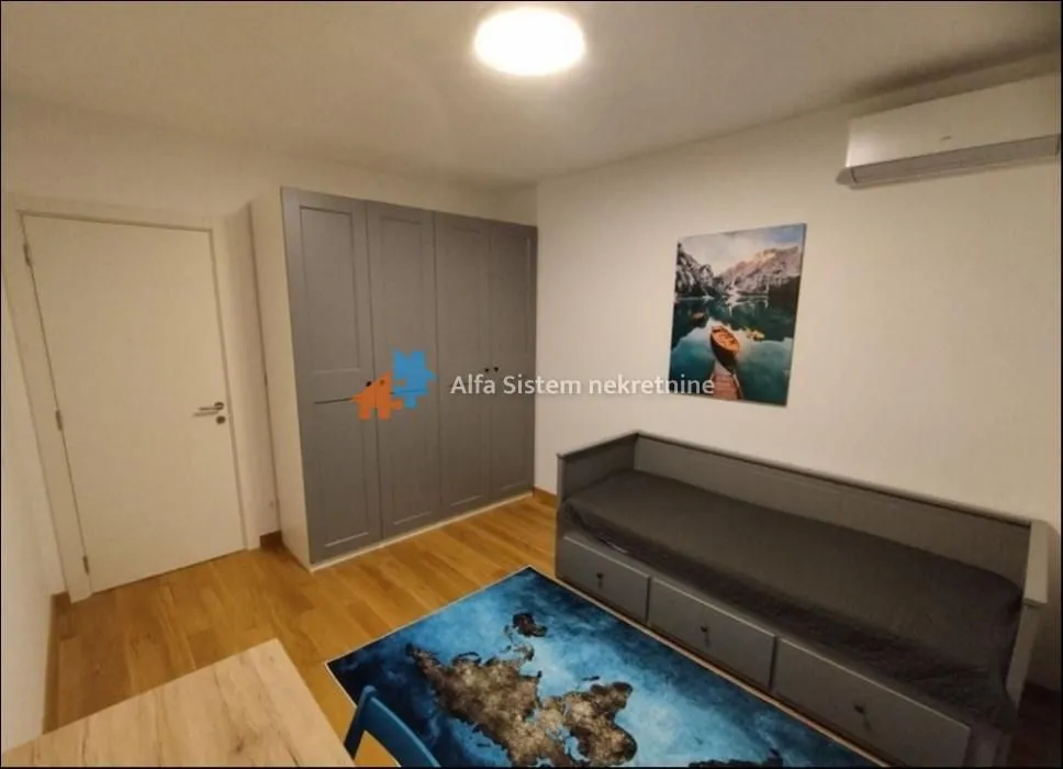 Rent, three bedroom apartment, 78m², Novi Beograd Blok 65, Novi Beograd Sve Podlokacije