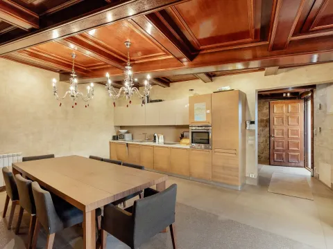 Prodaja, kuća, 246m², Kotor, Crna Gora - image 6