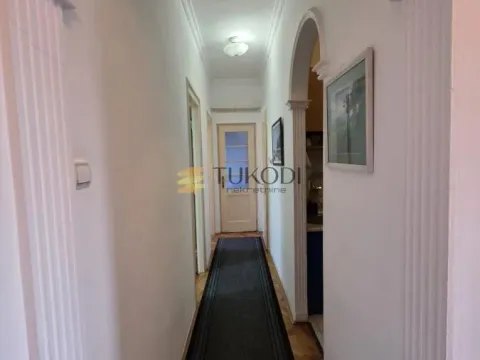 Izdavanje, trosoban stan, 70m², Poštanska Štedionica, Palilula Sve Podlokacije - image 9