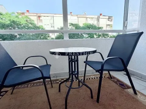 Rent, one bedroom apartment, 38m², Stari Aerodrom, Podgorica - image 11
